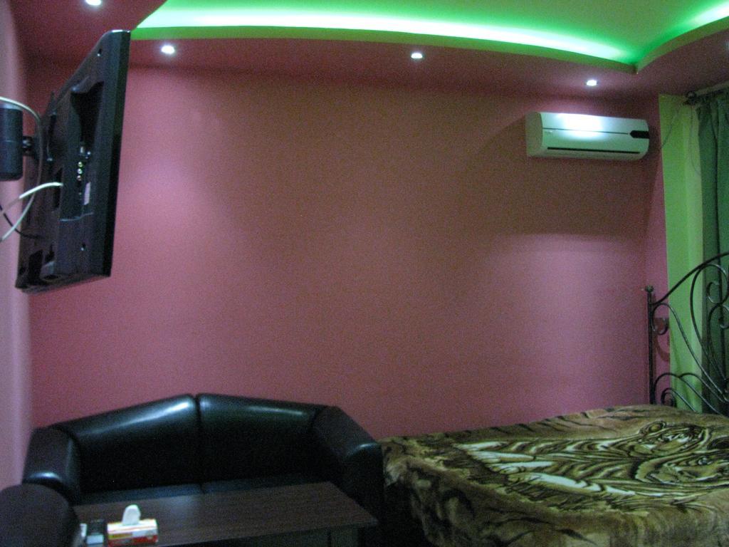 Princ Plaza Hotel Yerevan Room photo